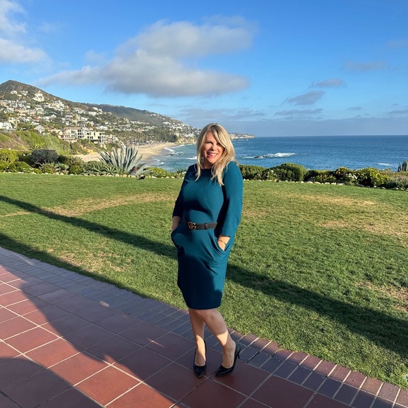 Meet your Posher, Melissa - Picture 2 of 4